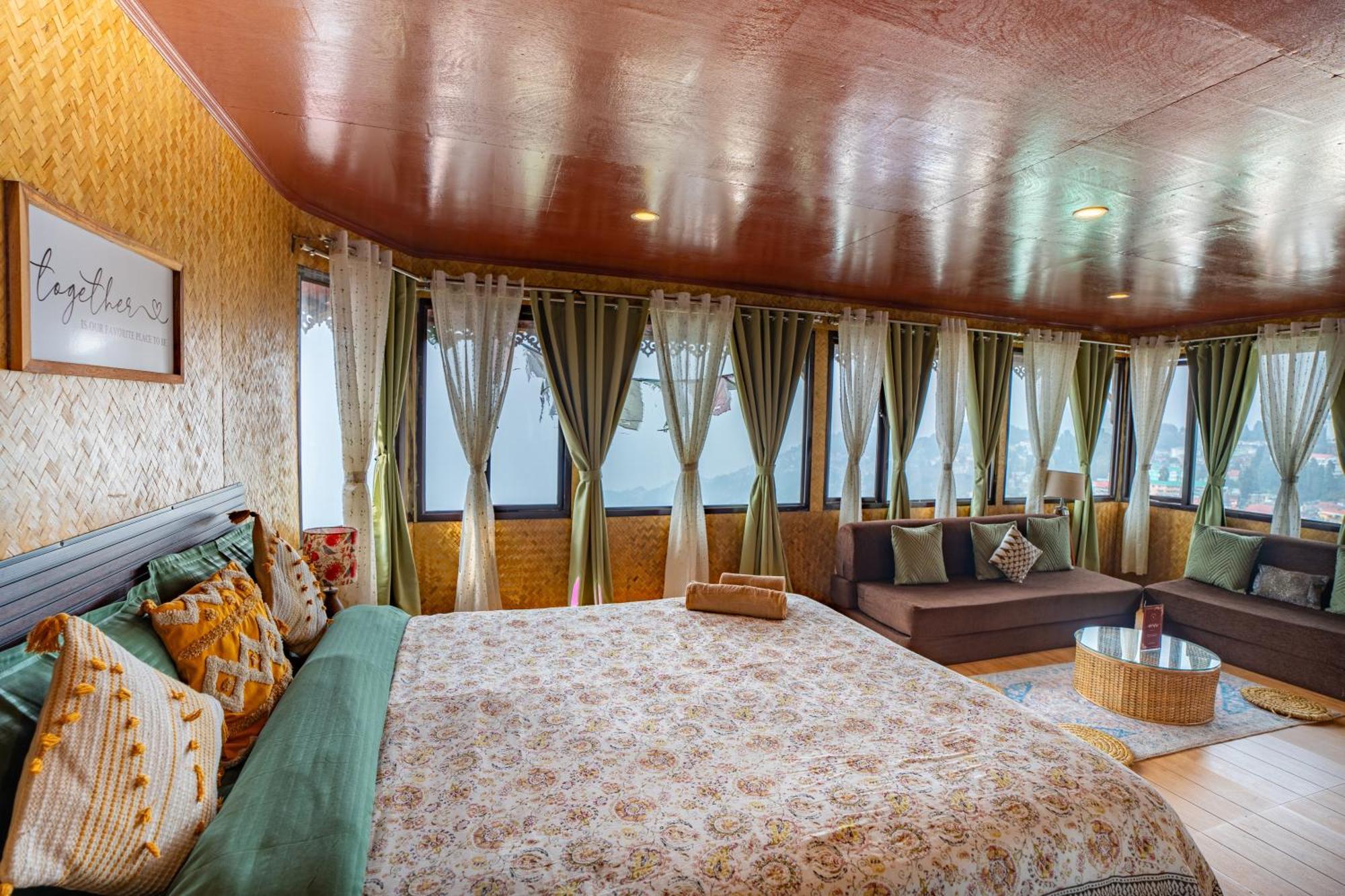 Monratino Himadrie -2 Mins Walk From Mall Road - All Rooms Have Kanchenjunga Mountain View Darjeeling (West Bengal) Exterior foto