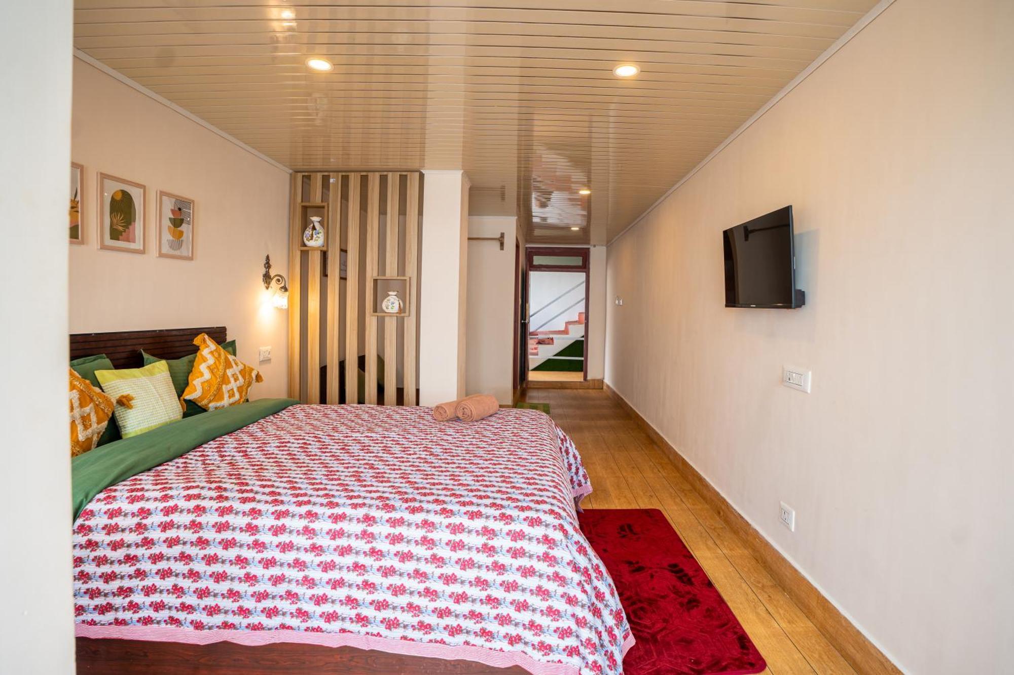 Monratino Himadrie -2 Mins Walk From Mall Road - All Rooms Have Kanchenjunga Mountain View Darjeeling (West Bengal) Exterior foto